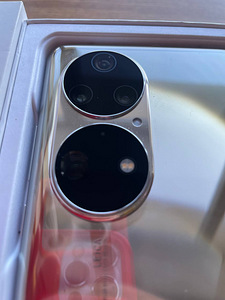 Huawei P50 Pro (7 фото из 9)