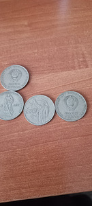Монеты (1 фото из 3)