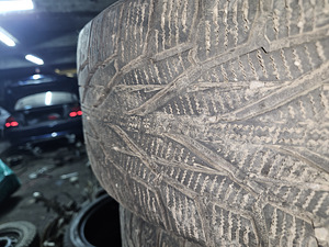 215/60R17 Continental MS rehvid (2 foto / 3)