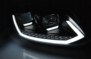Фары VW Touran (2 фото из 4)