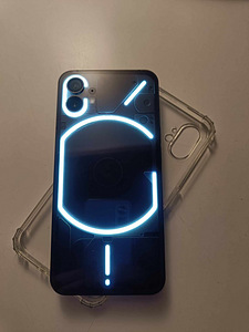 Nothing Phone (1) 12+256GB (3 foto / 6)