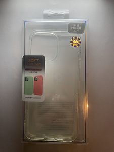 Чехол на 15 Pro Max (1 фото из 4)