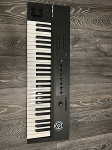KOMPLETE KONTROL A49 +KOMPLETE 11 DL (1) KOMPLETE 12 UPD DL (3 foto / 6)