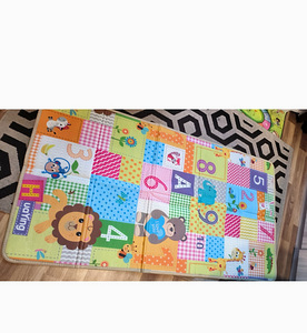 Детский коврик (3 фото из 3)