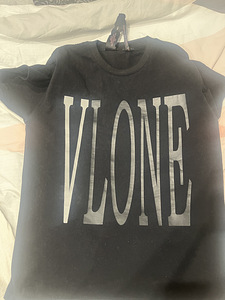 Vlone T-shirt (1 foto / 4)