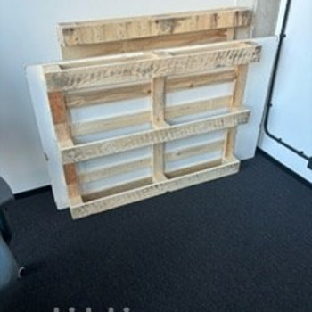 Puidust kaubaalused.