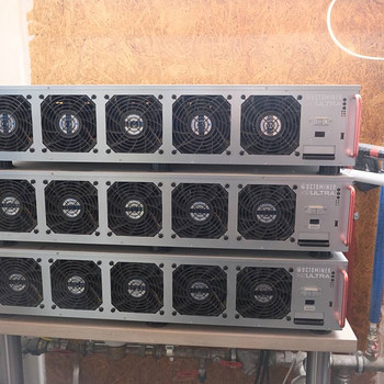 3x OCTOMINER X12 Ultra