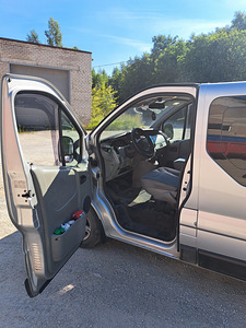 Nissan primastar (7 foto / 14)