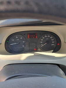 Nissan primastar (10 foto / 14)