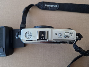 Olympus E-P1 Pen корпус (4 фото из 8)