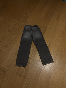 URBAN OUTFITTERS JEANS (4 foto / 5)