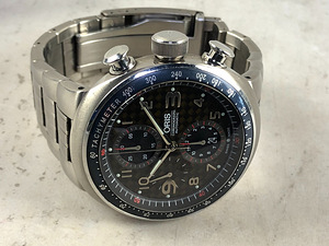 Oris TT3 Chronograph Titan Automatic (3 фото из 7)