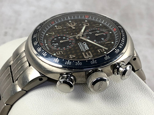 Oris TT3 Chronograph Titan Automatic (4 фото из 7)