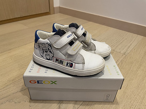 Müüa Geox laste tossud nahast, suurus 25 (1 foto / 3)