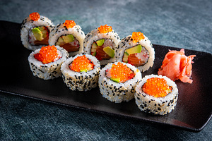 Amijami Sushi otsib ettekandjat! (4 foto / 10)