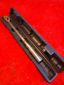 Njuuton Võti YATO YT-07500 (2 foto / 4)