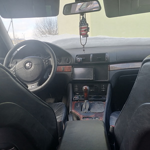 E39 3.0d 142kw 2002 touring atm (2 foto / 8)