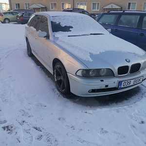 E39 3.0d 142kw 2002 touring atm (8 foto / 8)