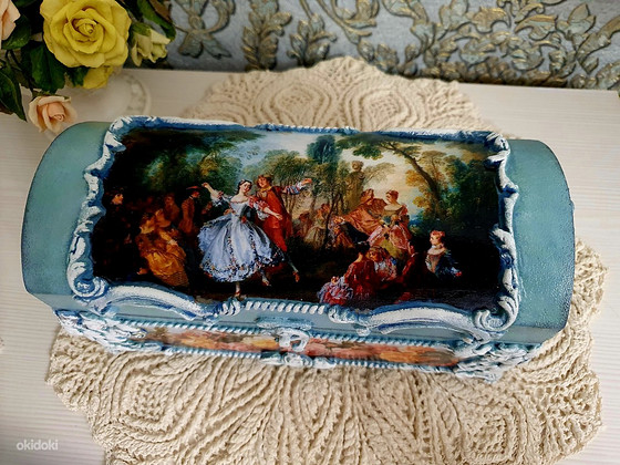 Шкатулка
