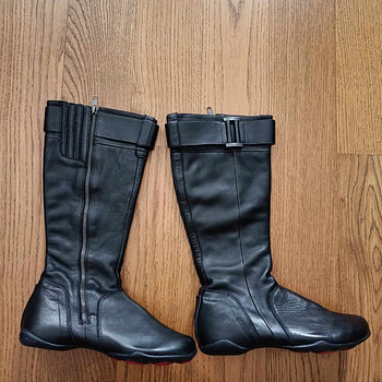 Новые ботинки DKNY