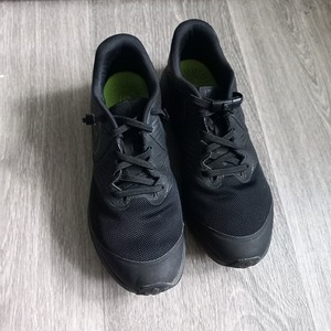 Nike кроссовки р.36.5 (1 фото из 5)