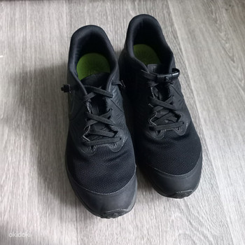 Nike кроссовки р.36.5