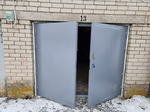 Garaažiuksed (8 foto / 9)