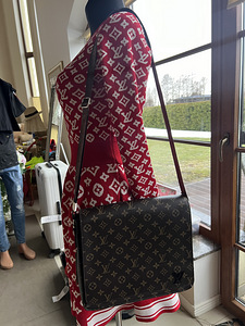 Lv (2 фото из 4)