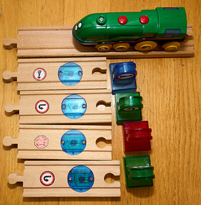 Локомотивы BRIO (4 фото из 5)