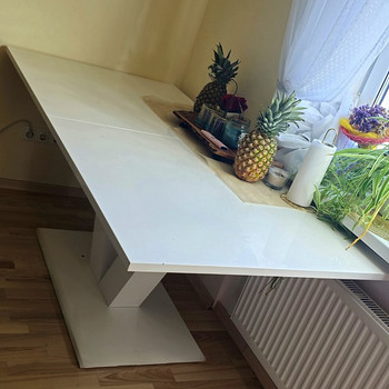 Pikendatav söögilaud