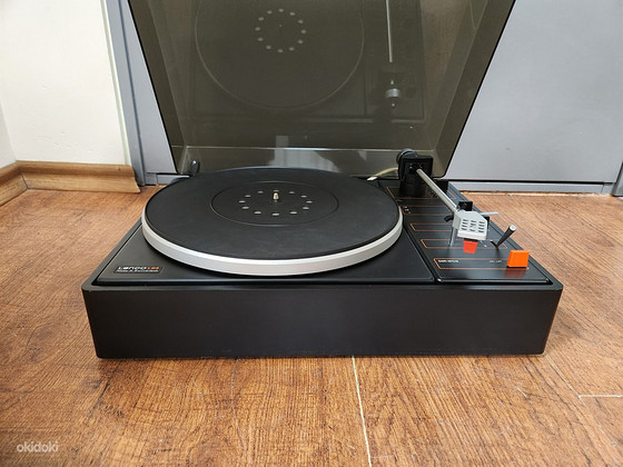Lenco L65 Belt-Drive Player