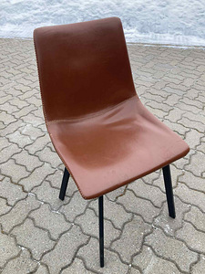 Toolid ja laud (2 foto / 10)