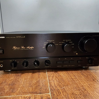 Pioneer A-717 MK IIStereo Integrated Amplifier (1988-89)