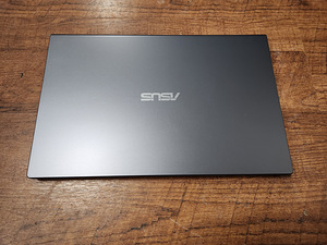 Asus VivoBook X515 i5,8GB,256.Win 11 (2 foto / 3)