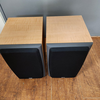 Bowers & Wilkins B&W DM 303