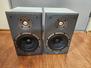 Bowers & Wilkins B&W DM 303 (6 фото из 7)