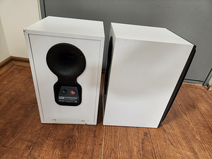 Bowers & Wilkins B&W DM 303 (7 фото из 7)