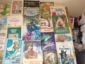 Книги (6 фото из 10)