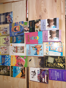 Книги (1 фото из 10)