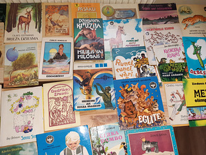 Книги (6 фото из 10)
