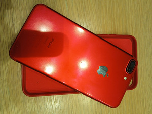 iPhone 7 plus на продажу. (2 фото из 3)