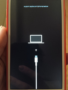 iPhone 7 plus на продажу. (3 фото из 3)
