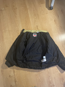 Курточка Levi’s (2 фото из 5)