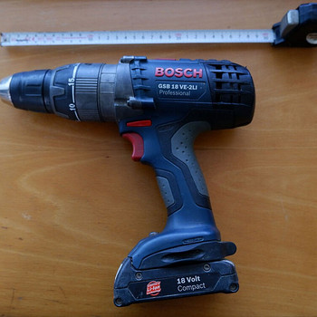 Löökkruvikeeraja Bosch GSB 18VE-2LI