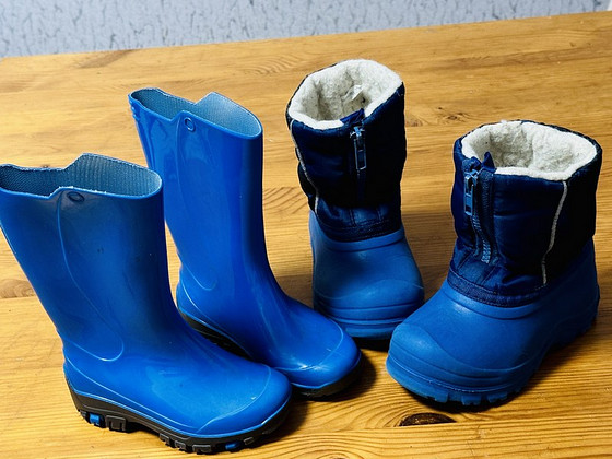 Kummikud nr 23/24. Saapad 24/25