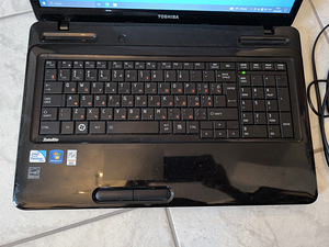 Toshiba Satellite L670-1HQ sülearvuti 8GB 180SSD + kott (2 foto / 5)