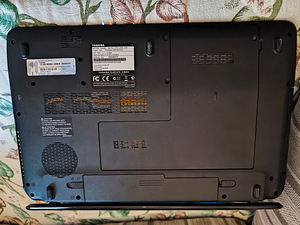 Toshiba Satellite L670-1HQ sülearvuti 8GB 180SSD + kott (3 foto / 5)