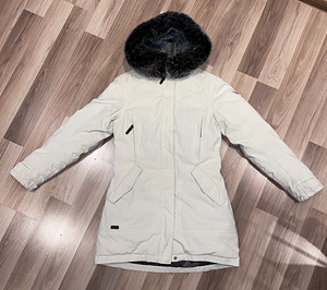 Talveparka FiveSeasons suurus 34 (1 foto / 4)