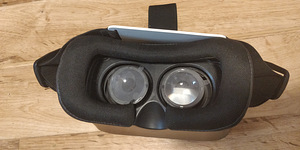 Телефон VR (2 фото из 9)