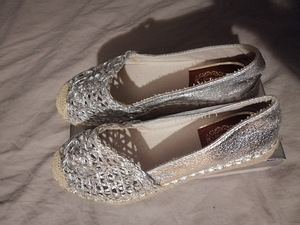Espadrillid, uued, suurus 38 (2 foto / 3)